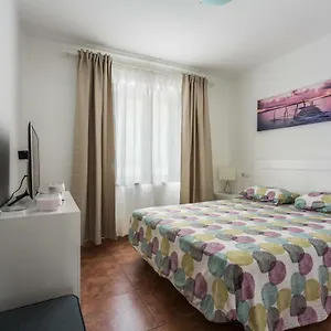 Pearl Apartment Puerto del Carmen (Lanzarote)