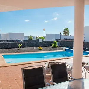 Blancas Villa Playa Blanca (Lanzarote)